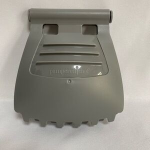 Pampered Chef Salad‎ Claws